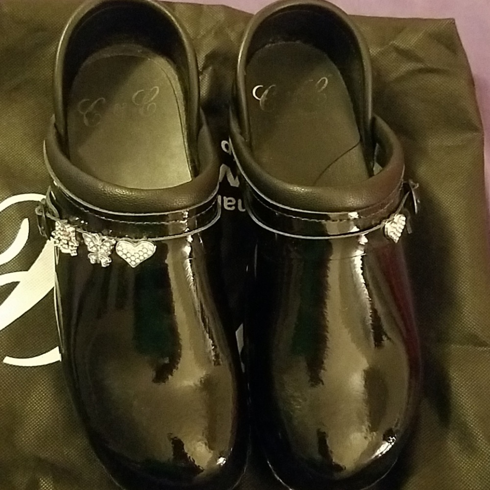 Nursing Clogs